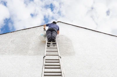 Peinture extérieure à Champagnat — façades et ravalement